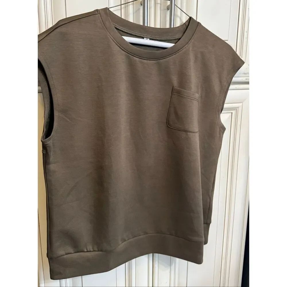 Women's Cap Sleeve Pocket Boxy Stretch Pullover Top Olive Green Size Medium